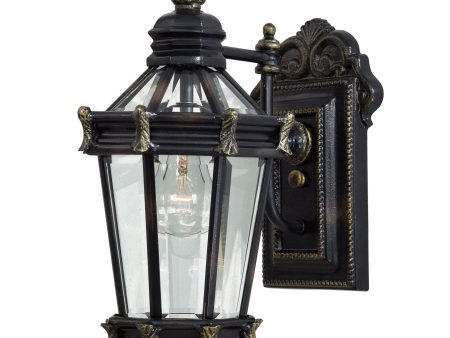 Stratford Hall 8937 Outdoor Wall Light Fashion